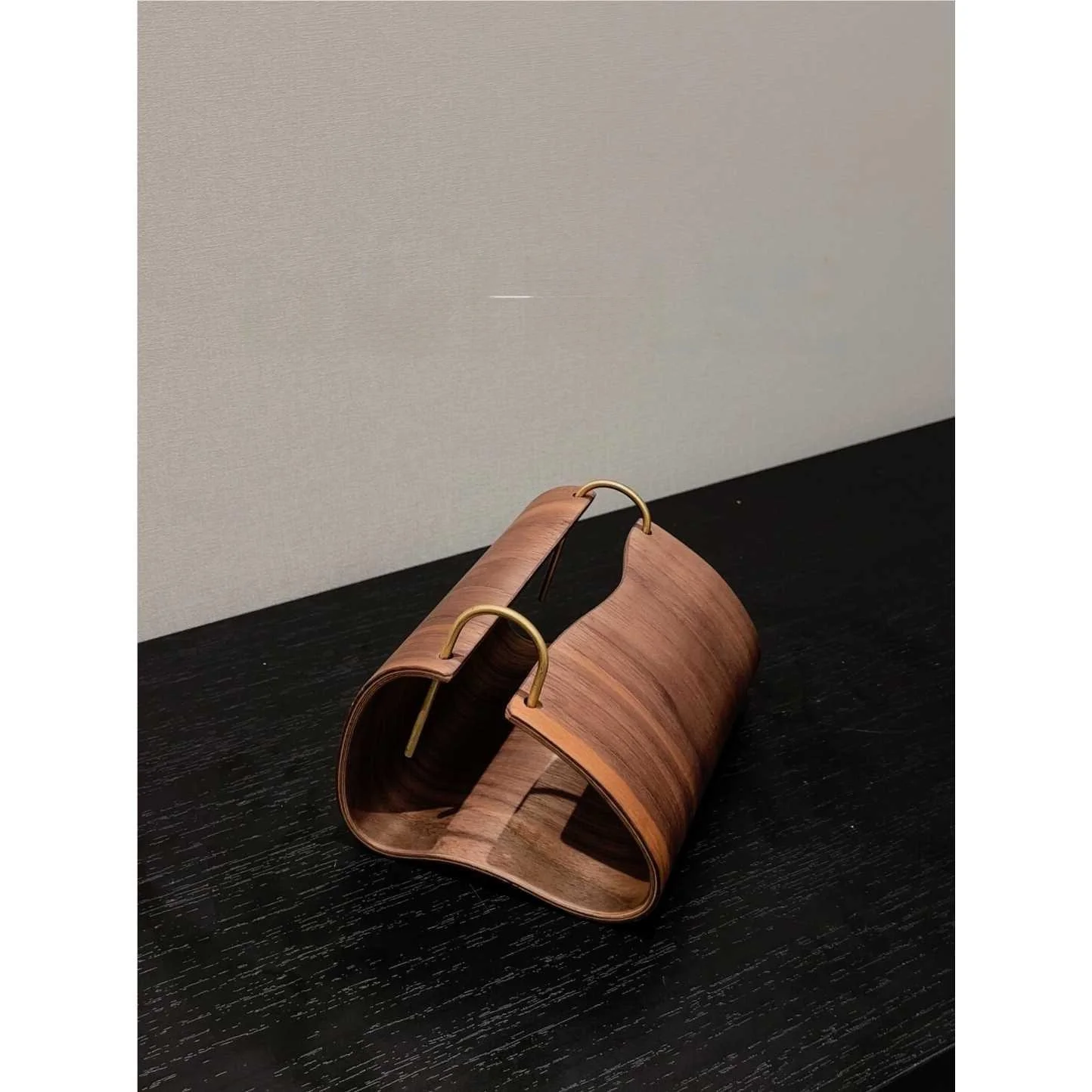 Caixa de Lenços de Madeira Lula Bla Walnut, Suporte de Guardanapos de Madeira Cerejeira para Sala de Estar, Caixa de Armazenamento de Madeira, Caixa de Guardanapos de Luxo para Uso Doméstico