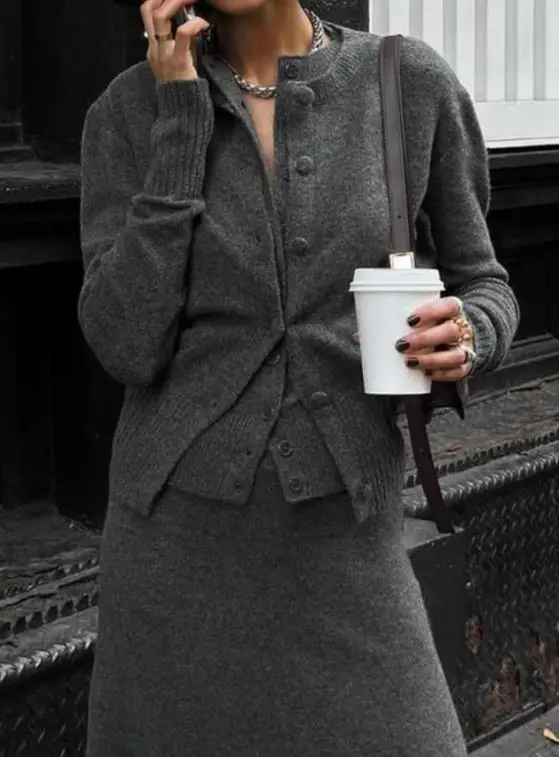 

Осенне-зимний модный классический однотонный универсальный вязаный свитер, кардиган, женский повседневный простой вязаный кардиган, куртка