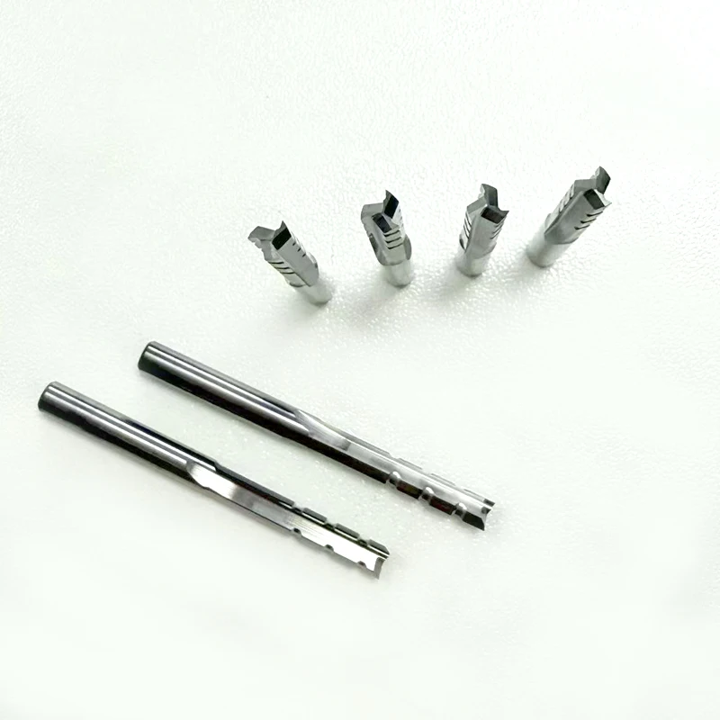 1Pc Router Bit for Plywood and Woodworking - 3 Flute Straight, Slot Chip Breaker, for CNC Trimming and Carving