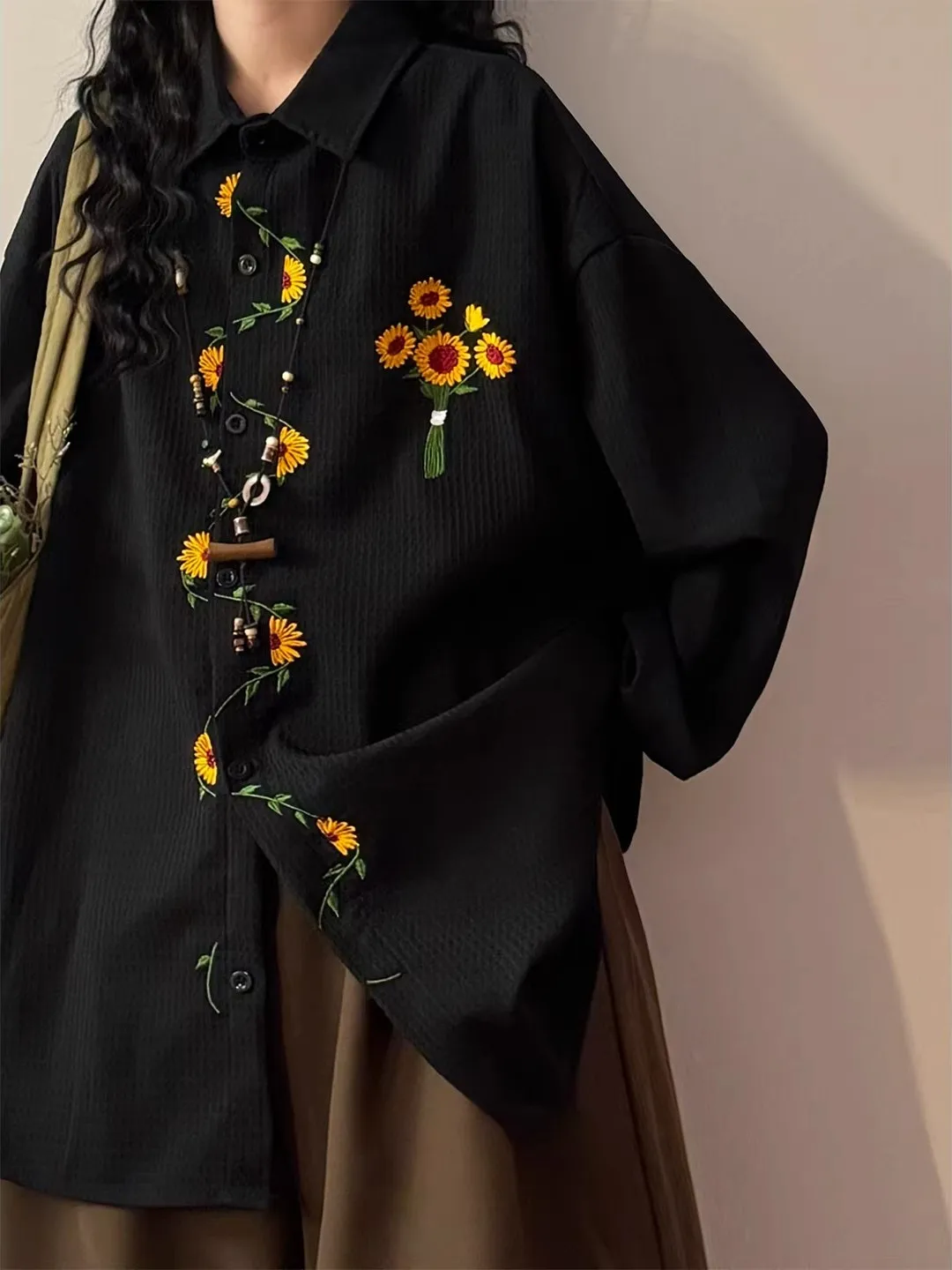 Spring Autumn New Style Japanese Retro Sunflower Embroidery Long Sleeve Shirt Loose Men Women Hong Kong Style Shirt Jacket Tr...