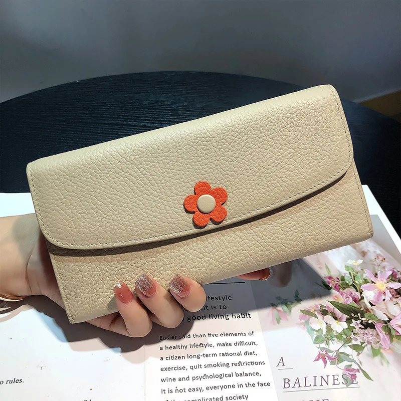 Portefeuille long en cuir de vachette véritable pour femme, pochette à fleurs, sac à main enveloppe pour téléphone, design original, 2024 nouveau