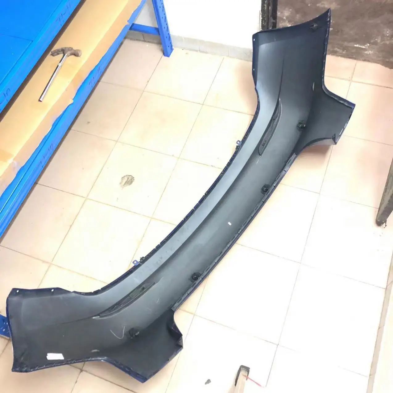 

Индивидуальный или стандартный передний бампер W211 Amg по хорошей цене
