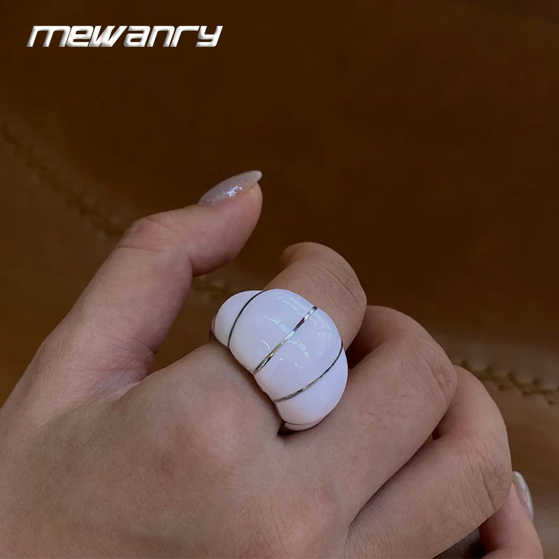 Mewanry White Drop Glaze Wide Arc Ring For Women Girls Simple New Fashion Personality Elegant Vintage Wedding Bride Jewelry Gift