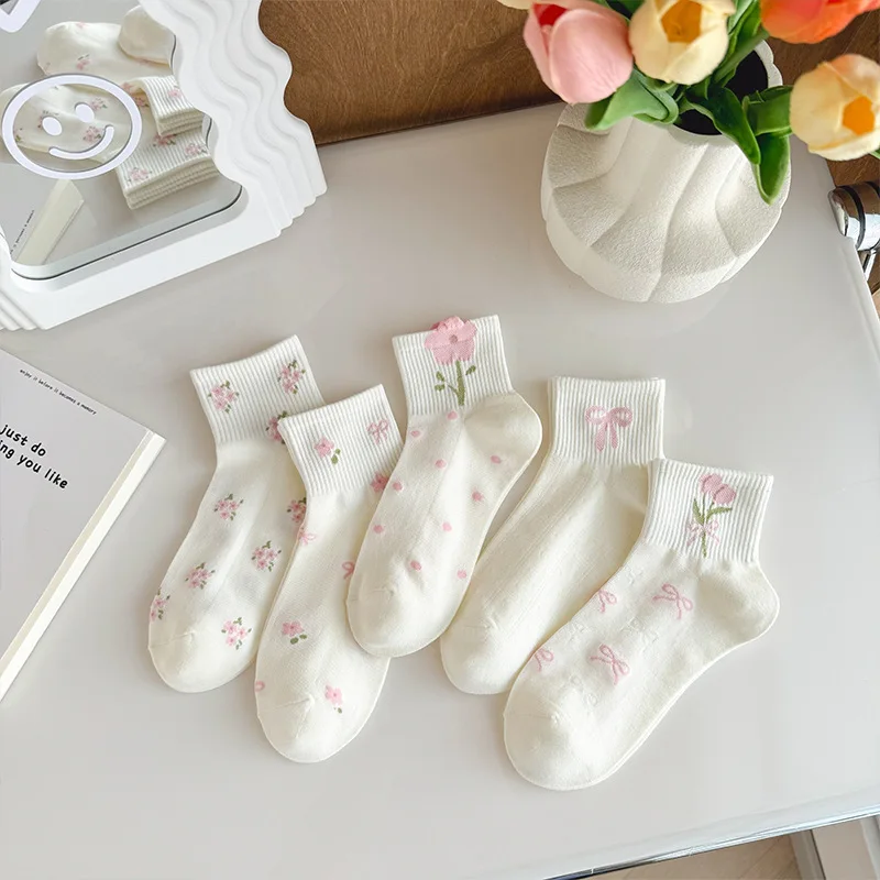 

5 Pairs Trendy Pink Fruit Pattern Cartoon Short Socks Comfortable Breathable Casual Socks Autumn Cute White Women Ankle Socks