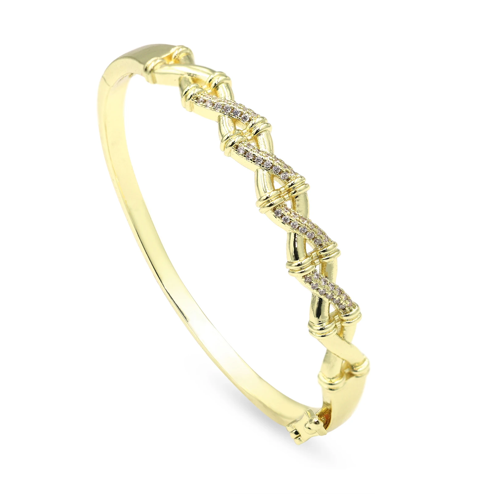 

Luxury 18K Gold Plated Zirconia Patterned Brass Bracelet for Women Suitable for Parties Weddings Dubai Style Fashionable Wedding