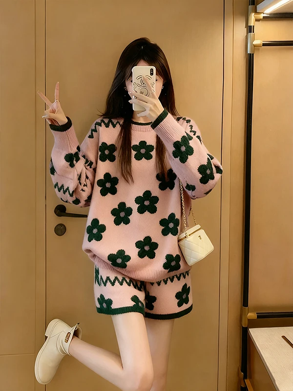 

Pink And Purple Two-Tone Lazy Knitted Autumn Winter Slimming Floral Top Bot Set Casual Sle Mid-Thi Long Sve round ...