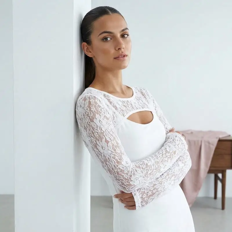 Women's Lace Long Sleeve Solid Color Tops Fashion Hollow Out See Through Sexy Cropped Tops Cover-ups