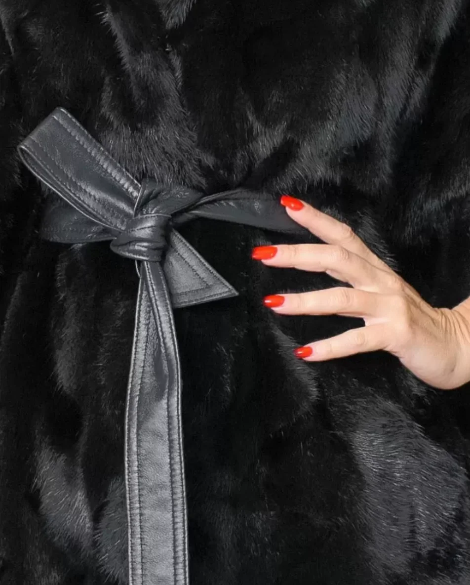 2026 Women's New Mink Fur Bat Top, Hooded Shawl Jacket, Real Mink Fur Leather Jacket