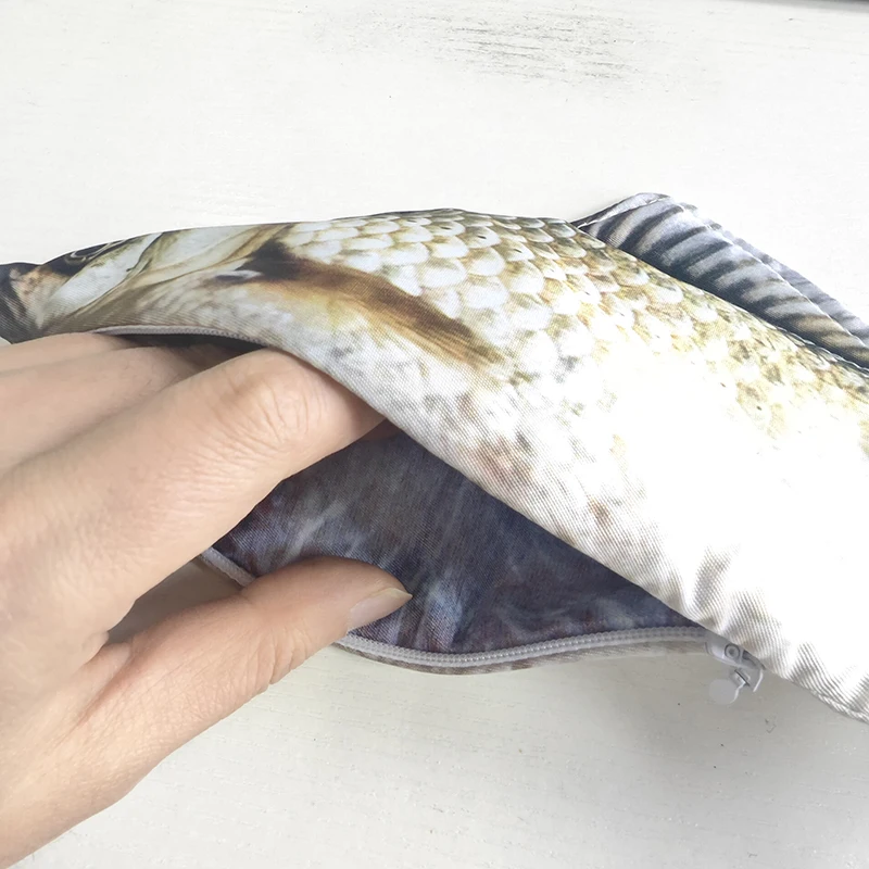 (.) Crucian Carp Pen Bag Realistic Fish Shape Make-up Pouch Pen Pencil Case With Zipper Back To School Pencil Pouch Pencil Bag