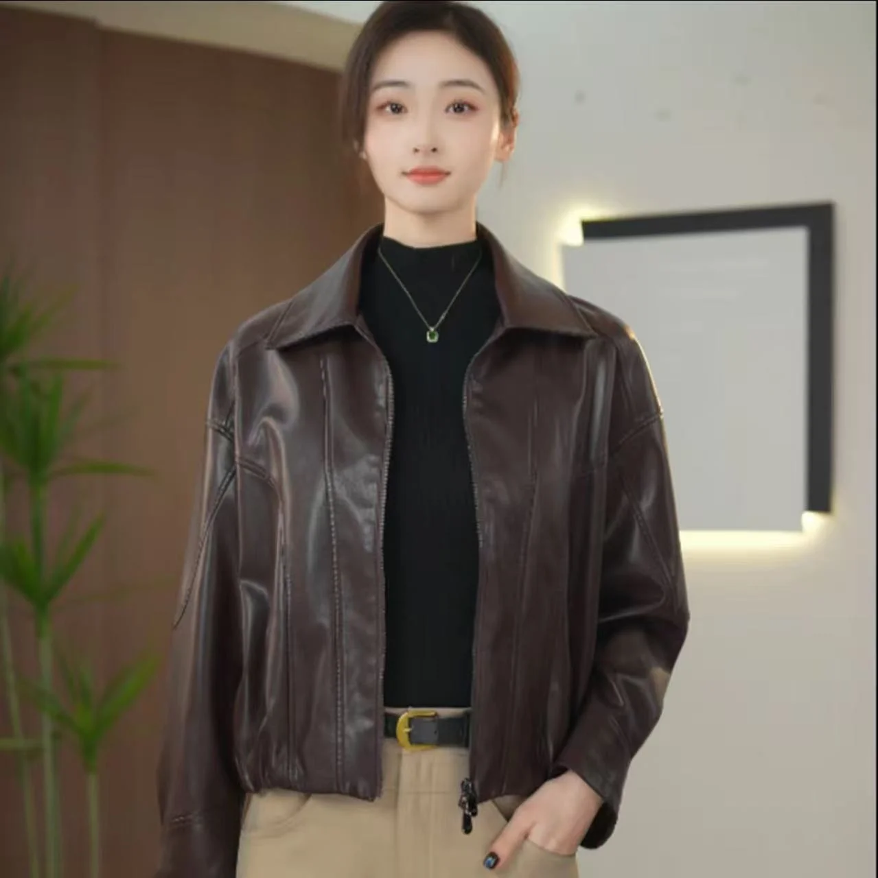 

Retro Biker Leather Jaet Women's ort Genuine Leather Coat Stand Collar Motorcycle Jaet Faionable And Durable