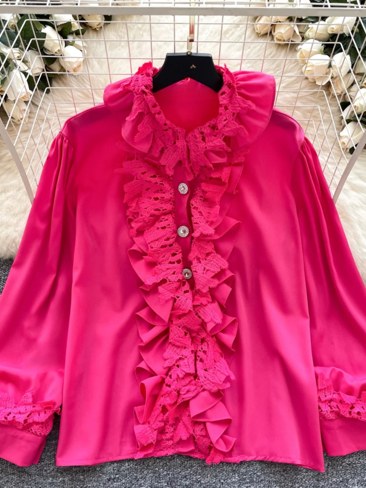 

Ele Lace Splice Long Sve Women's irt Autumn Winter Slimming High-End Feeling Single Button Faionable Top