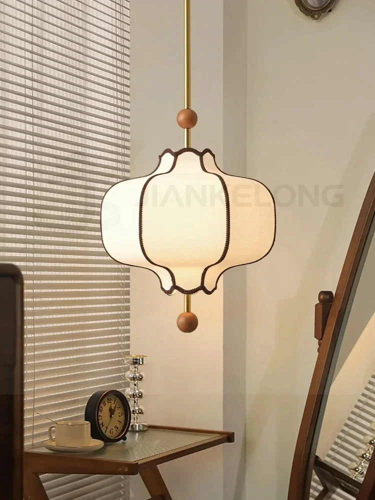 JIANKELONG Vintage fabric lampshade pendant light circular LED room dining table apartment wooden ball lighting fixture E27
