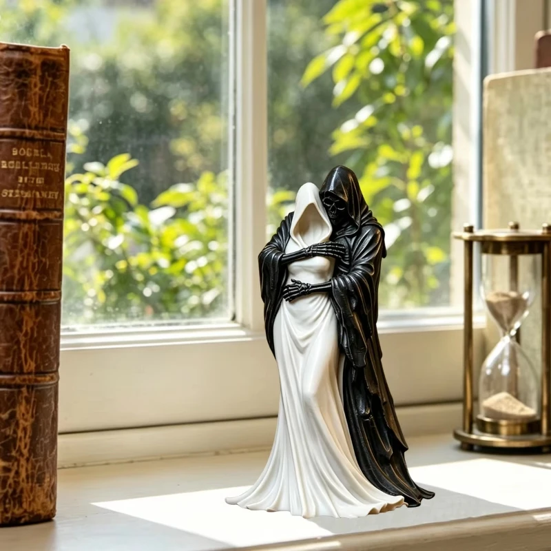 Dark Grim Reaper Hug Figurine Collectible Statue, Gothic Skull Desktop Ornament, Creative Home Bookshelf Decor Holiday Display