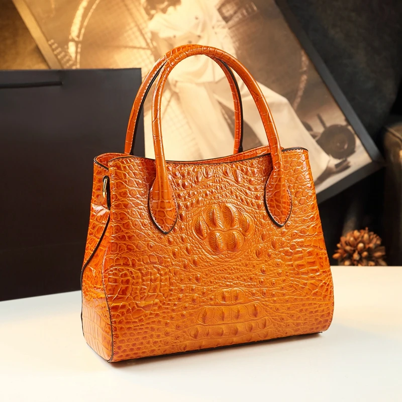 Crocodile pattern women\'s bag 2024 new fashionable and high-end handbag for middle-aged women