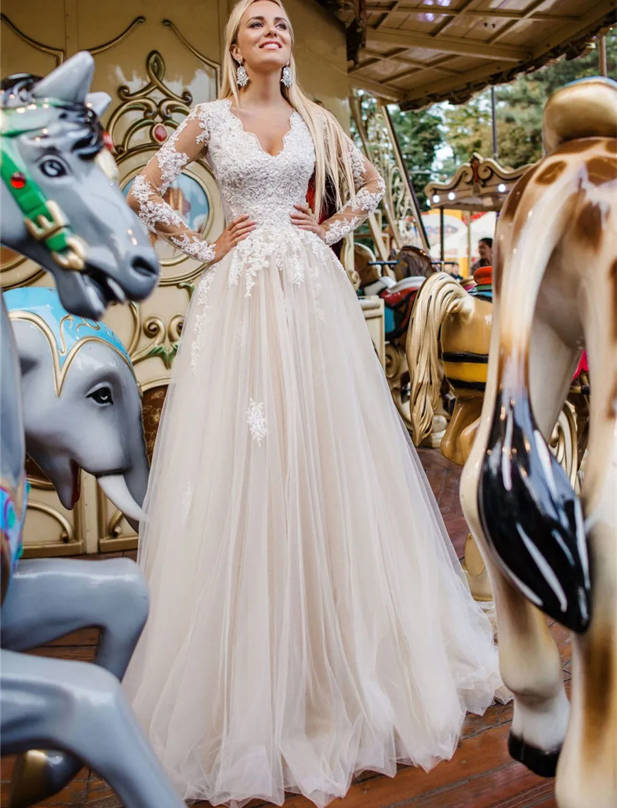 Robe de mariée en Tulle, coupe A-line, manches longues, col en v, grande taille, avec Appliques en dentelle