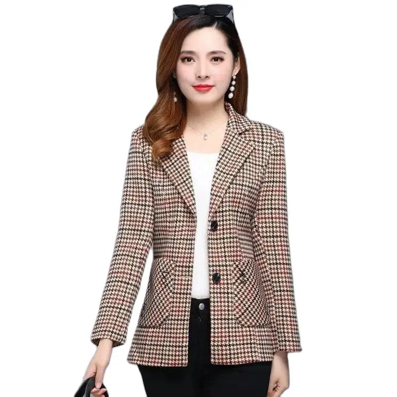 Women Blazer Turn-Down Collar Single-Breasted Slim Lady Spring Plaid Blazer Casual Short Jackets Middle-aged Female Suit 5XL