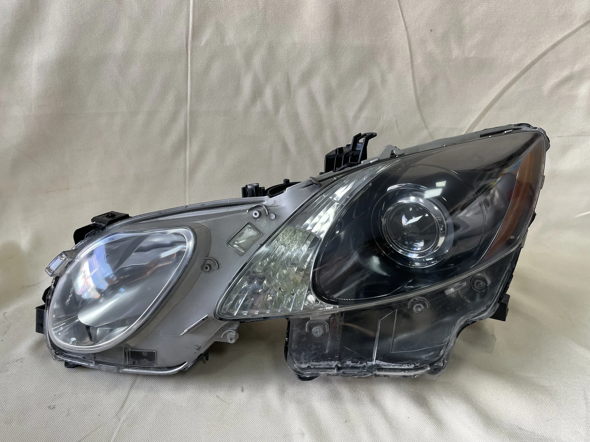 to Lexus GS300 460 430 upgrade black original headlamp headlamp modification 2005-2012