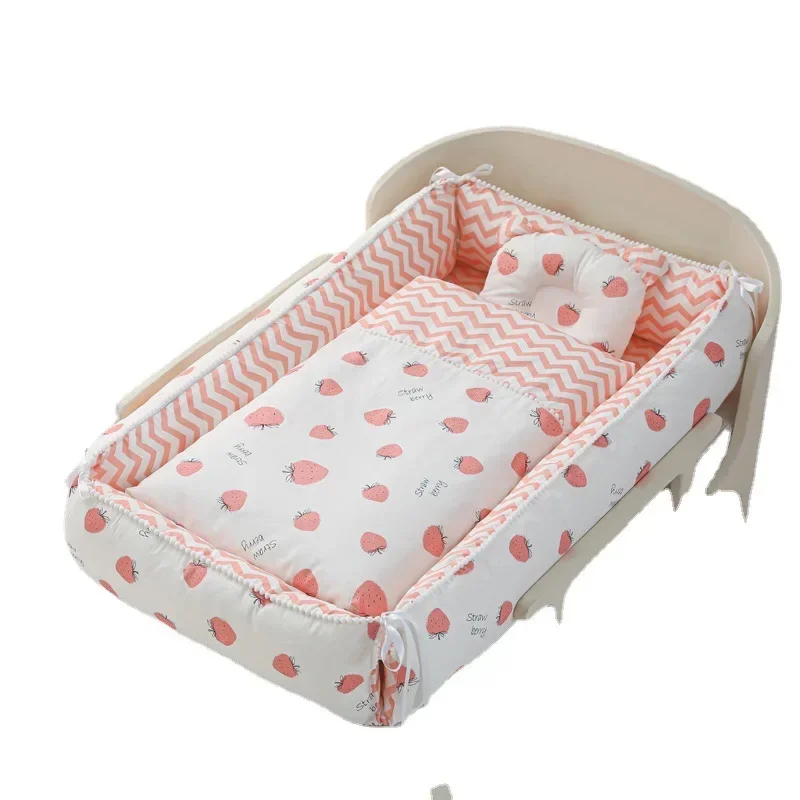 Multifunctional Portable Crib Middle Bed Baby Play Bed Detachable Mobile Bionic Bed Baby Nest Cartoon Down Cotton Styling Pillow