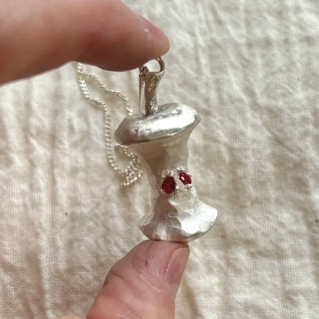 التفاح الأساسية المفاهيمي قلادة الزركون البطانة الفولاذ المقاوم للصدأ النحاس سلسلة الترقوة قلادة للنساء الفتيات السيدات المجوهرات الفاخرة