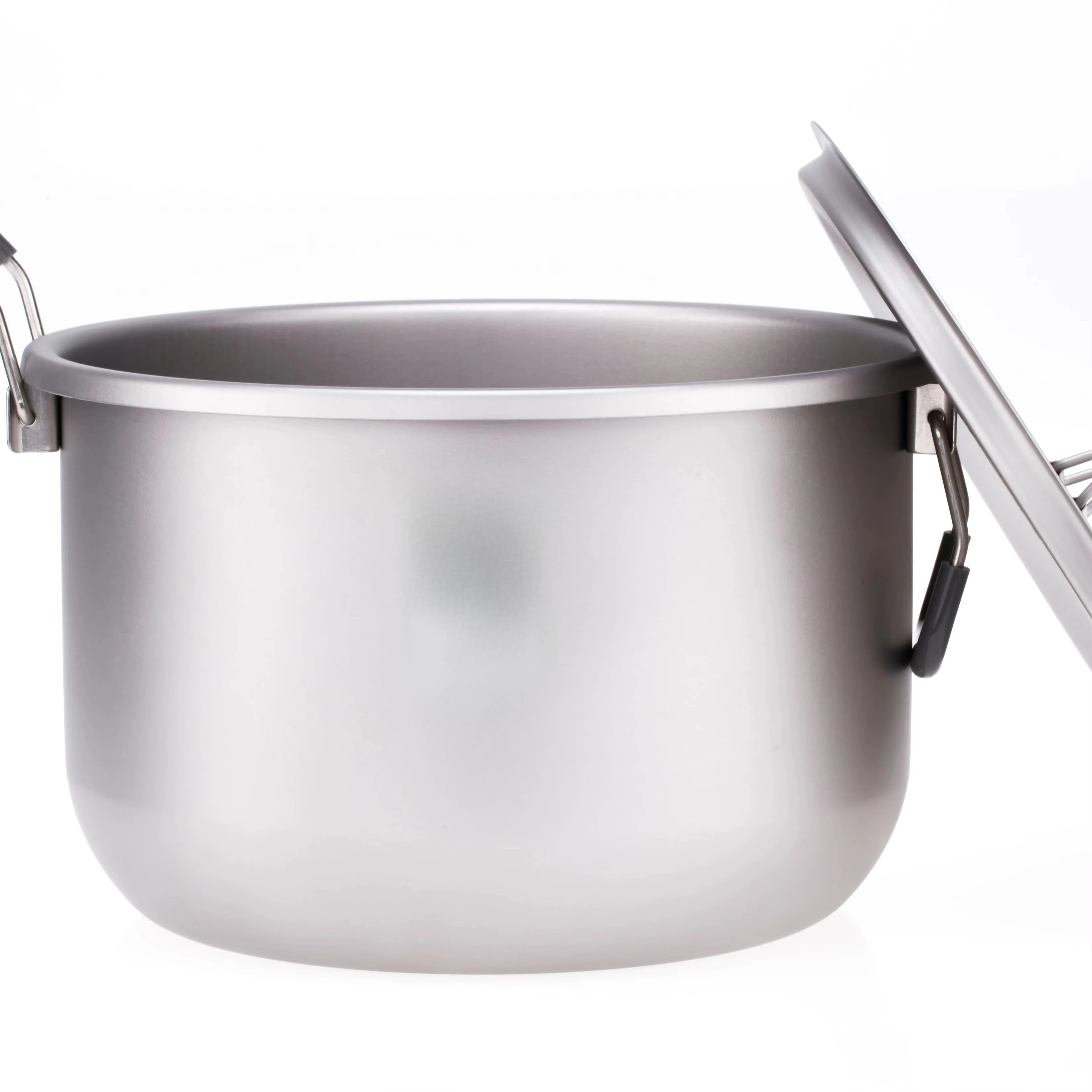 Ultralight 6L Titanium Camping Pot Large Capacity Outdoor Cooking Stockpot with Lid & Folding Handles for Family Hiking