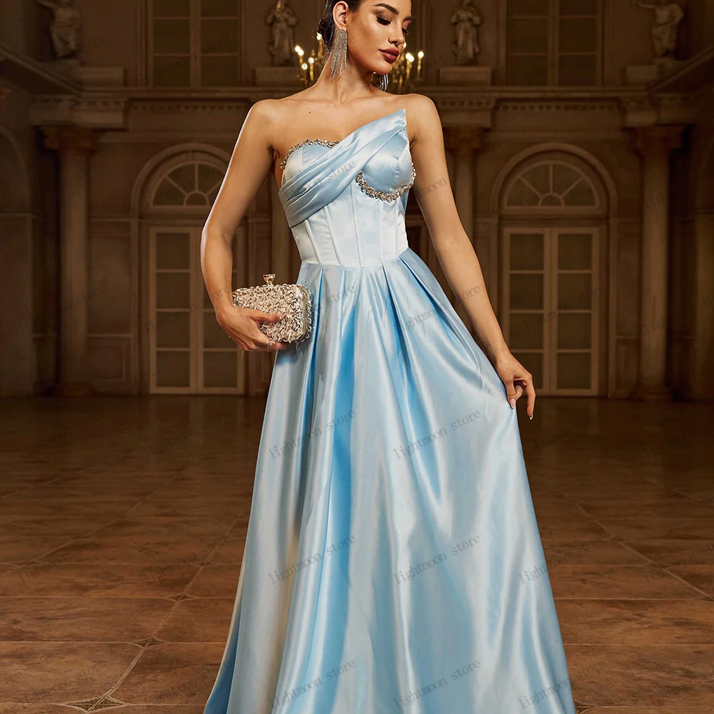 

Vintage Evening Dresses A Line Satin Bridal Gowns Beading Appliques Sleeveless Backless Robes Vestidos De Gala Customized 2025