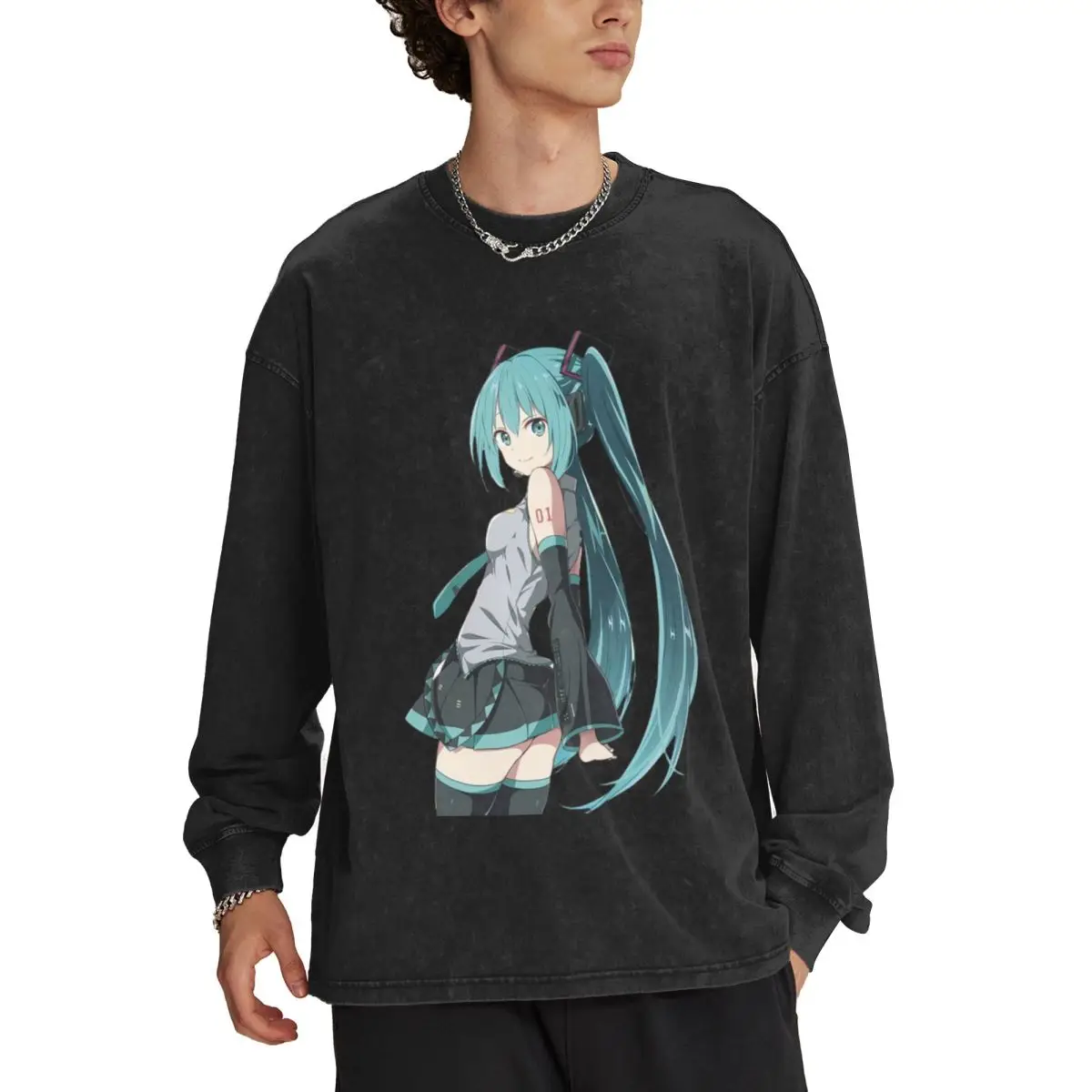 Men's Classic Retro Long Sleeve T-Shirt Hatsune Miku Breathable and Trendy Design for a Timeless Look