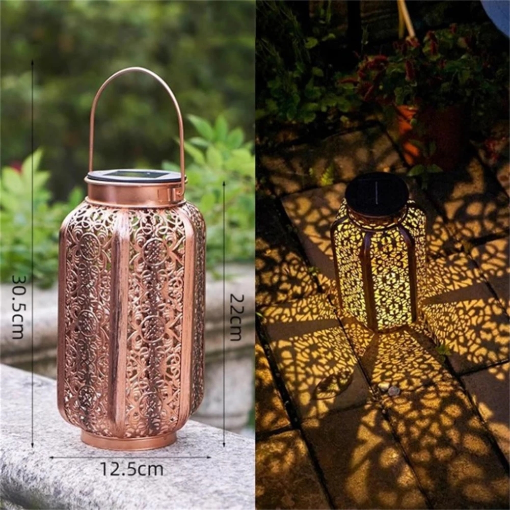 Linterna Solar LED colgante con patrón hueco Retro, linterna alimentada por energía Solar, decoraciones al aire libre para porche y patio