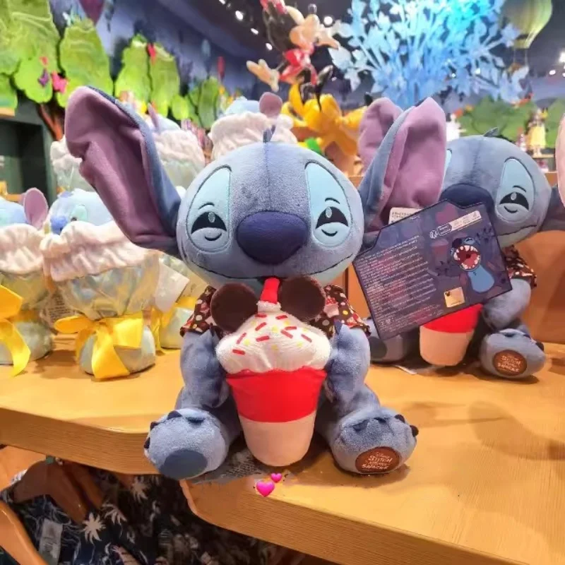 Shanghai Disneyland: Stitch knuffel en engelenpop van Lilo & Stitch. Verzamelbare souvenirs en geschikt Valentijnsdagcadeau