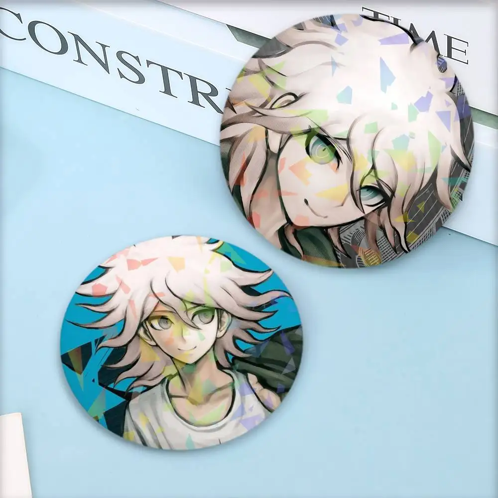 Nagito Komaeda juego Danganronpa insignia redonda alfileres de solapa para mochilas maletín broche láser ropa regalos