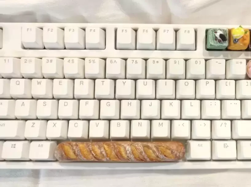 Baguette Food Artisan Spacebar Keycap - Creative 3D Resin Keycap for Custom Mechanical Keyboard, Novelty Gift for Food Lovers