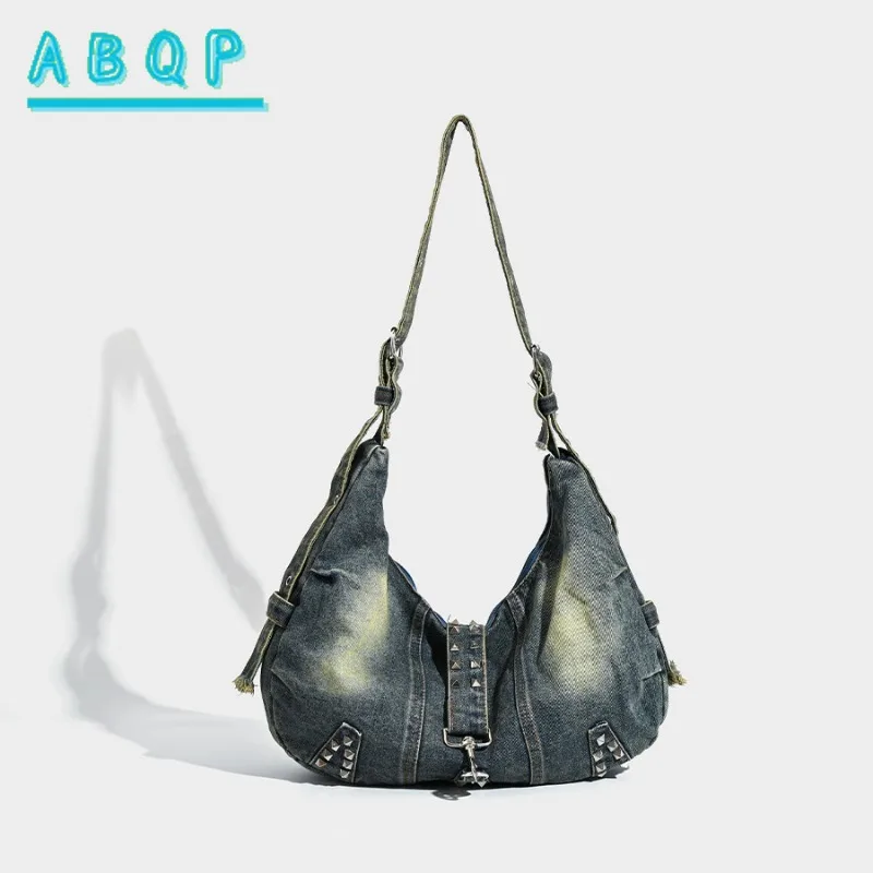 

ABQP New Women's Shoulder Bag Large Capacity Women's Handbag Rivet Fashion Casual Luxury Women's Bag Light and High Quality