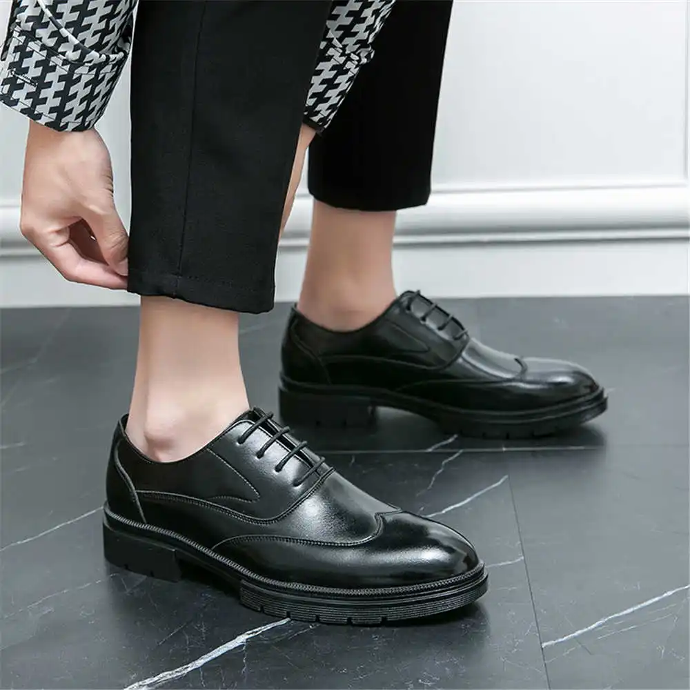 

Осенние мужские платья для свадебной вечеринки на толстом каблуке, джентльменская обувь на каблуке, спортивная обувь на плоской подошве, кроссовки Hyperbeast, крутые, самые дешевые