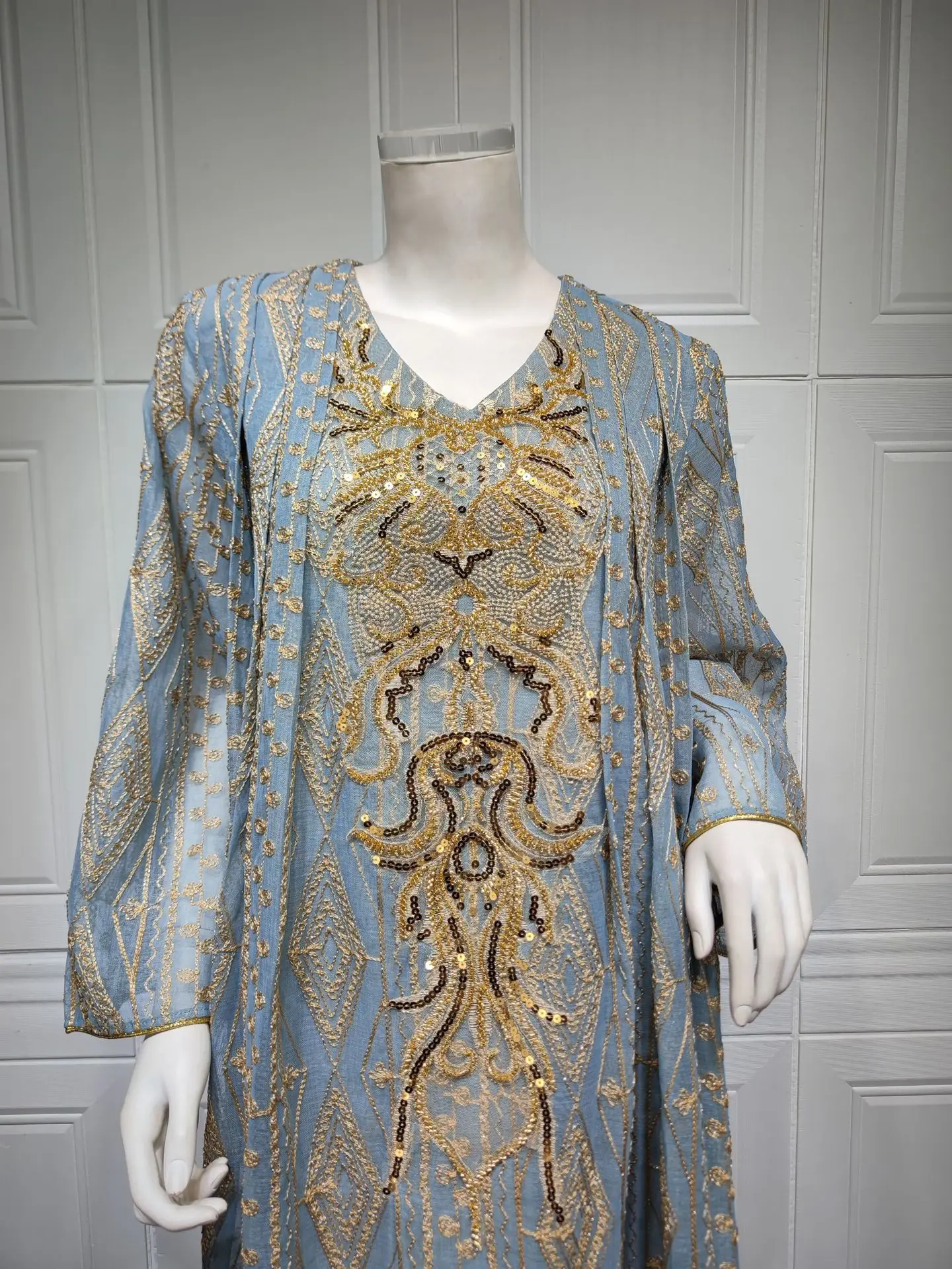 

Luxury Dubai Abayas Eid Djellaba Embroidery Sequin Muslim Women Maxi Dress Turkey Kaftan Caftan Marocain Femme Jalabiya