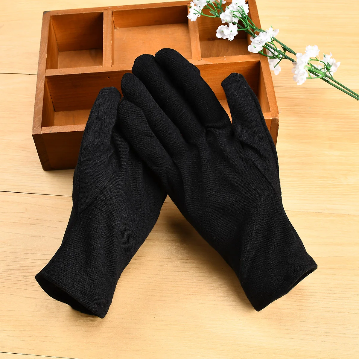 1 Pair Spring Summer Gloves women Black White Etiquette Thin Stretch Gloves Dance Tight Jewelry Gloves Driving Gloves