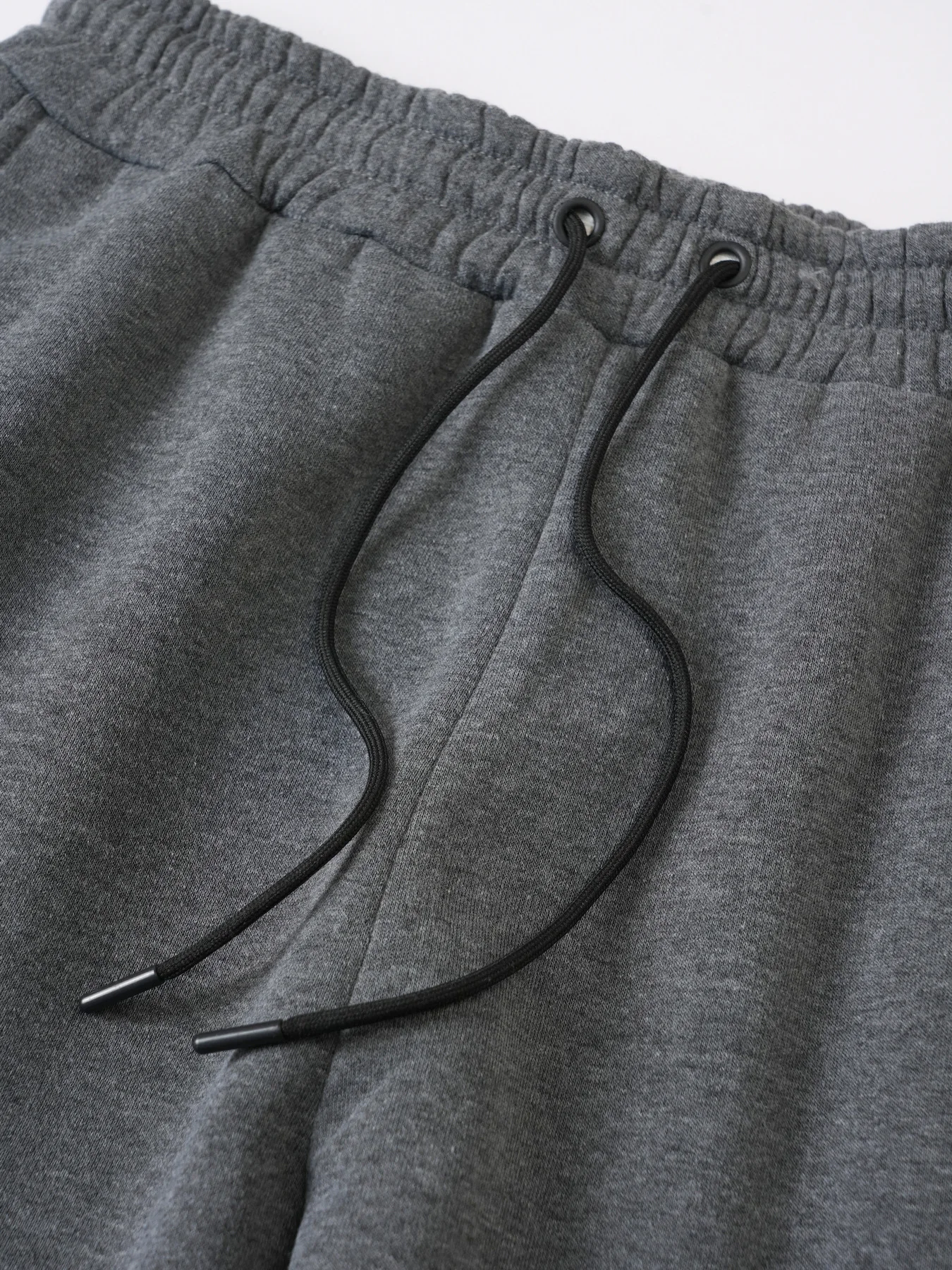 2-teiliger Herren-Sportanzug für Frühling und Herbst, Kapuzenjacke mit Reißverschluss und Jogginghose, lässiger Alltags-Sportanzug für Männer im Freien – Detail 24