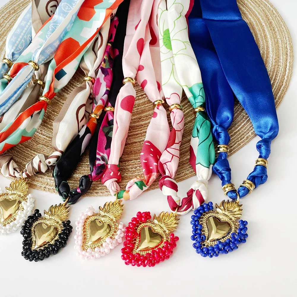 Women's fashion jewelry scarf necklace, colorful scarf necklace with a large stainless steel resin heart pendant