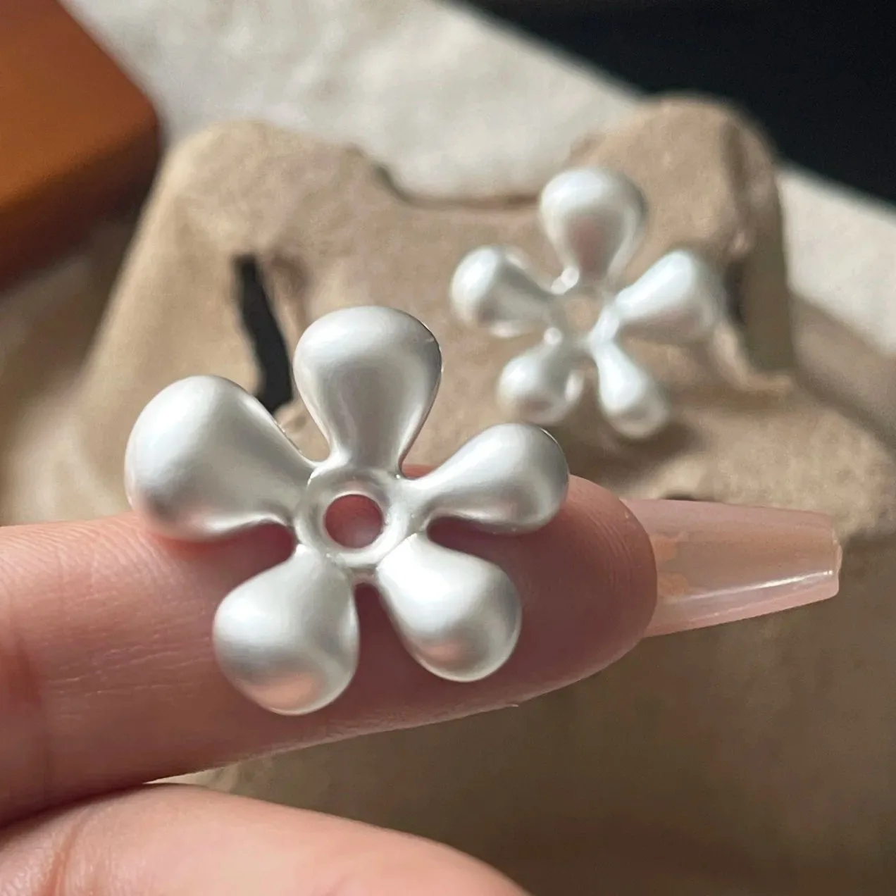 Vintage Earrings For Women Trendy Simple Simple Flower Earring Jewelry Prevent Allergy Party Accessories