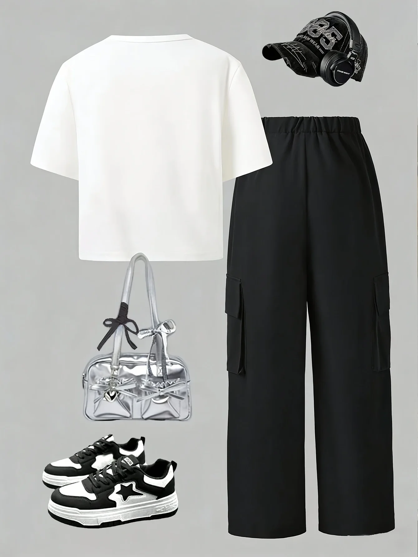 Zweiteiliges Freizeitset für Mädchen: ein stilvolles, sportliches Strick-Crop-Top mit Pailletten- und Schleifenmuster, kombiniert mit vielseitigen Cargohosen. – Detail 2