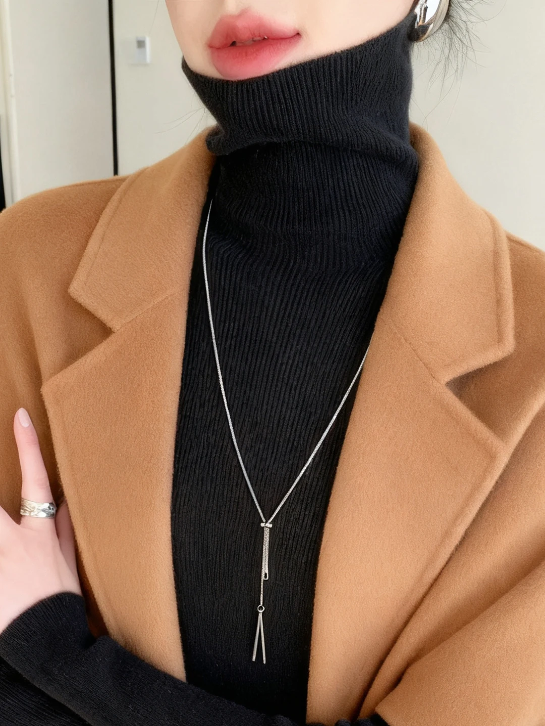 เสื้อไหมพรมถักทรงยาวสำหรับผู้หญิง คอปก ทรงเข้ารูป สวมใส่สบาย เนื้อผ้านุ่ม ใส่เป็นเสื้อตัวในสำหรับฤดูใบไม้ร่วงและฤดูหนาว