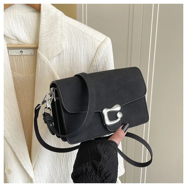 

High Texture Light Luxury Fashion Underarm Chain Women's Bag Versatile Shoulder Crossbody Small Square Bag Trendy Women's Bag