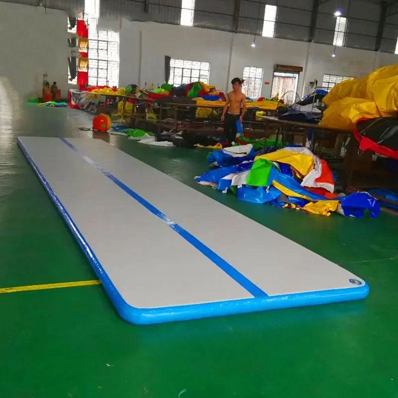 Tappetino gonfiabile per palestra con pista d'aria Tappetino per aria compressa 4x2x0.2m Tappetino gonfiabile per palestra Tumble Track in vendita
