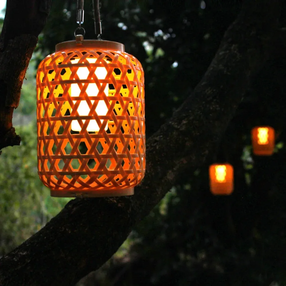 Solar Garden Light Outdoor Waterproof Bamboo Rattan Lantern Courtyard Decoration Hanging Lamp for Patio Yard Lawn Home Decor