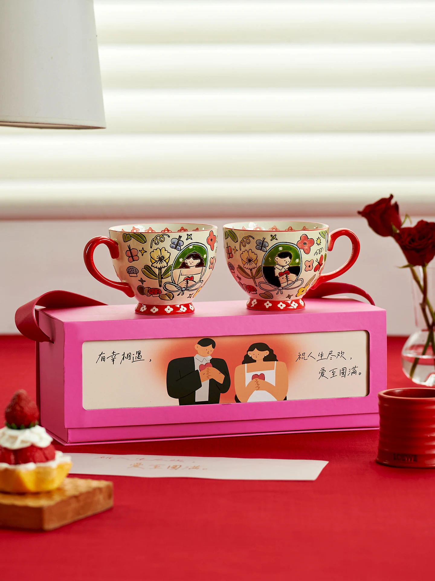 

Новые свадебные кружки для подарков на апрель 2026 года: практичные и элитные подарки для подружек невесты и свидетелей, креативные сувениры для свадебной церемонии