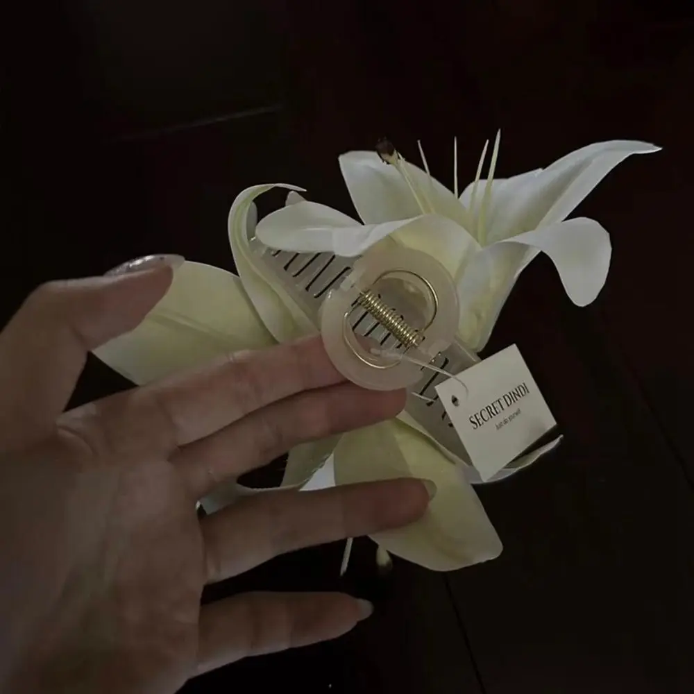 

Bohemia Barrettes Lilium Flower Hair Claw Ponytail Clip Cute Hairpin Calla Hair Clip Korean Style Headwear Large Shark Clip