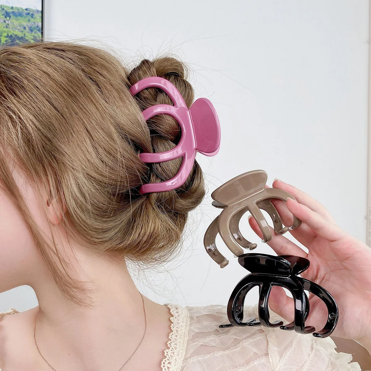 The new Internet celebrity hair grab volume is large, disc hair grab clip is versatile, pumpkin hairpin is advanced, and shark clip on the back of the head