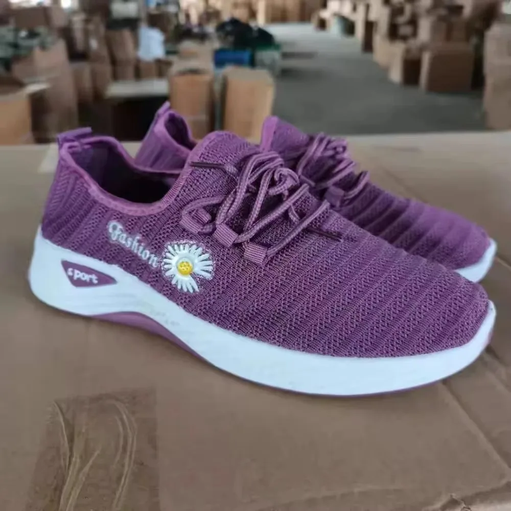 2025 Lightweight Comfortable Coconut Women's Casual Sports Shoes with Soft-Soled Mesh, Breathable and Fashionable Sneakers