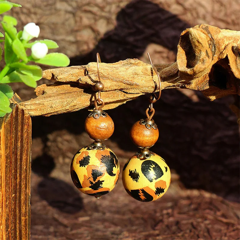 Ethnic Wooden Bead Tassel Pendant Earrings Vintage Gypsy Geometric Carved Hoop Earrings Women\'s Fashion Bohemian Jewelry