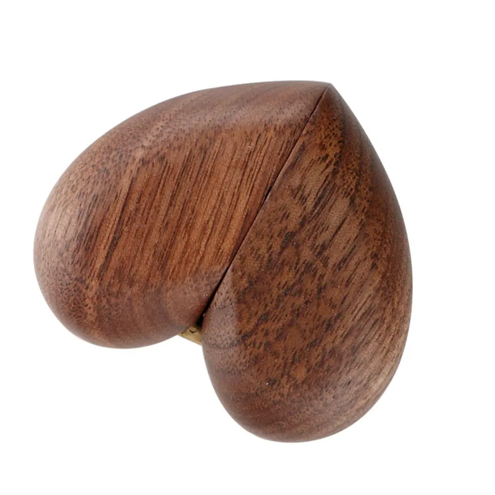 

1Pcs Elegant Retro Black Walnut Ring Box Heart-Shaped Wooden Holder Smooth Polished Surface Stylish Proposal Wedding Gift