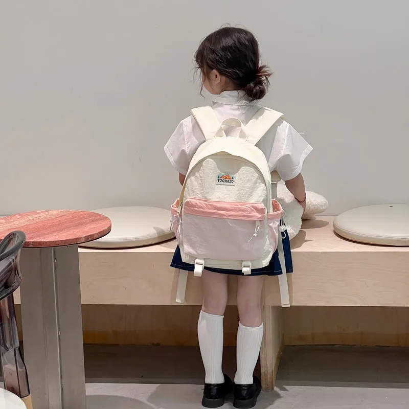 Picture 5: Kindergarten schoolbag color collision splicing large capacity backpack dopamine light nylon children's backpack