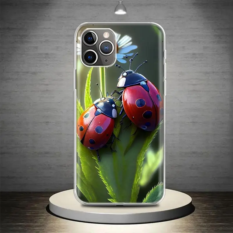 Insect Seven-Star ladybug Phone Case Cover For iPhone 14 13 Pro 11 15 Art 12 XR X XS Max 7 8 6S Plus SE Soft Pattern Coque Funda